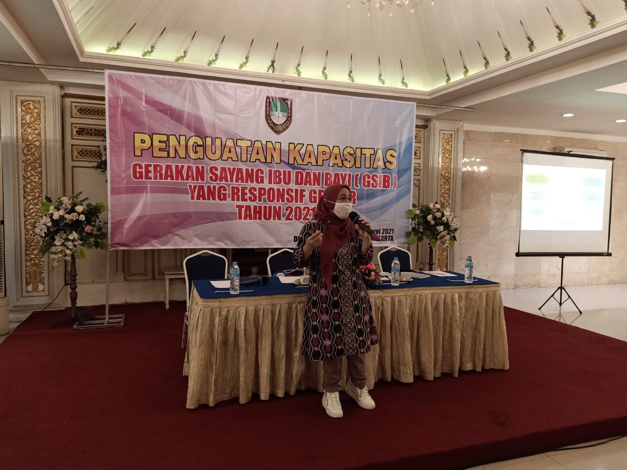 Peer Group PPKG (Dr. Rina Herlina Haryanti, S.Sos., M.Si) menjadi Narasumber dalam Kegiatan Penguatan Kapasitas Gerakan Sayang Ibu dan Bayi yang Responsif Gender dengan Mengusung Tema Peran GSIB di Era Pandemi Covid 19